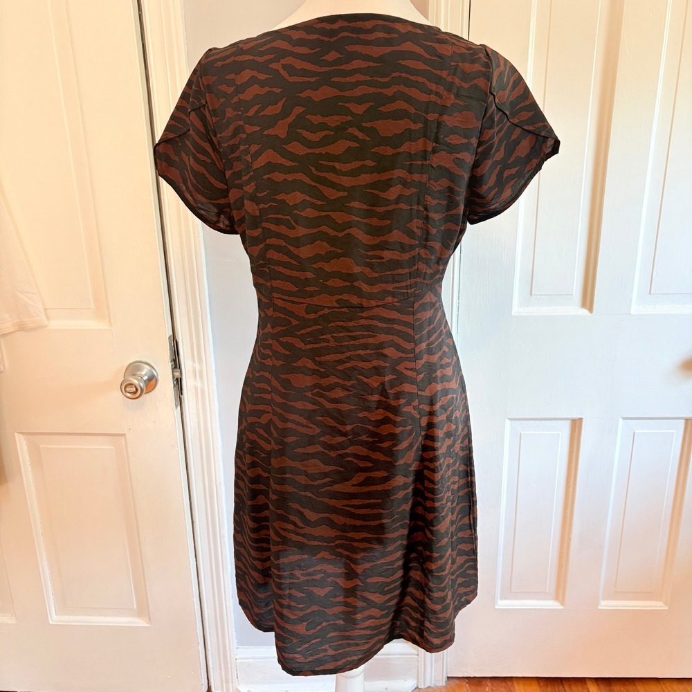 NEW Madewell Women Size 6 Dress Brown Black V-Neck Mini Abstract Animal Print - Picture 3 of 7